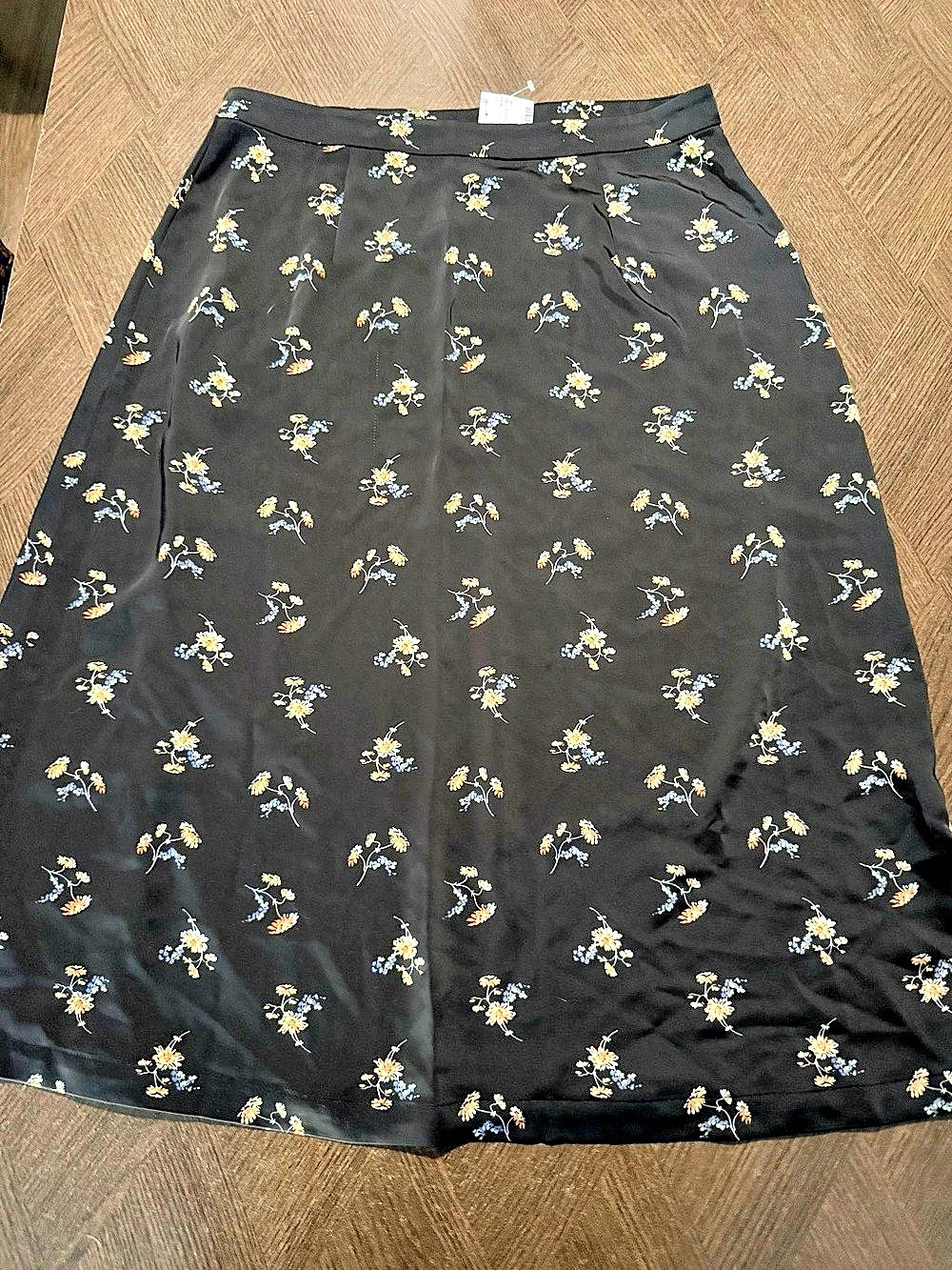 Madewell Button-Front Midi Skirt Floral Button-Front Black Skirt Size 14 NWT
